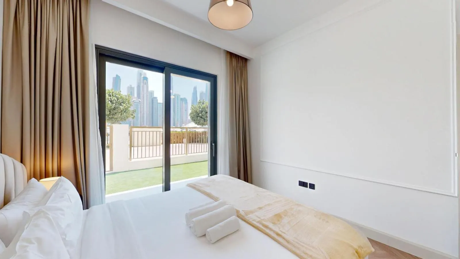 Marina Vista - Immaculate Three Bed With Sea Views Apartment Dubai